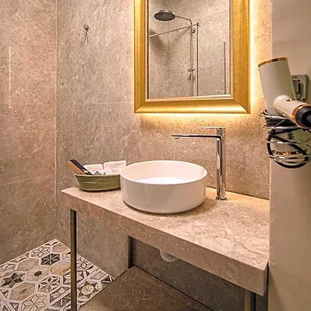 Hotel Voger Alacati Pino