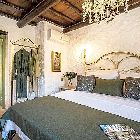 Voger Alacati Pino Hotel *