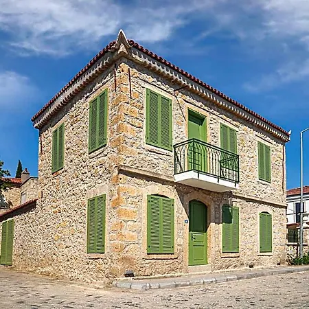 Voger Alacati Pino
